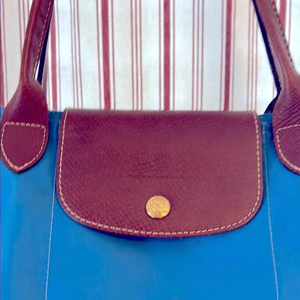 Longchamp Blue Le Pliage Totes for Versatile Style - Picture 3 of 7